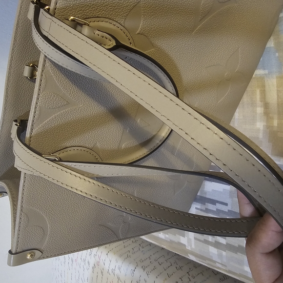 Louis Vuitton OTG MM turtle dove - Picture 7 of 14